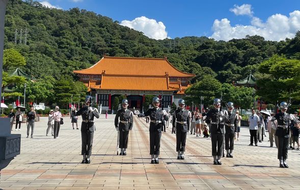 忠烈祠 衛兵交代式 (滞在時間:約45分)