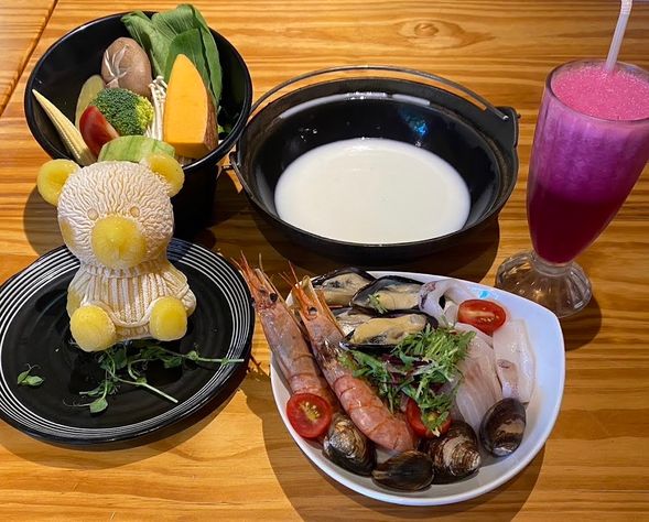 ハッピーベアのかぼちゃ海鮮火鍋セット