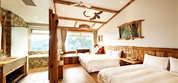 香格里拉休閒農場-尊榮雙人林道房住宿一晚+早餐2客+晚餐2客+「食農樂遊‧原野趣」體驗行程+景觀農場免費入園、傳統童玩體驗、夜間民俗活動—搓湯圓、打陀螺、天燈祈福+加贈二盒金棗茶包盒(一盒20入)