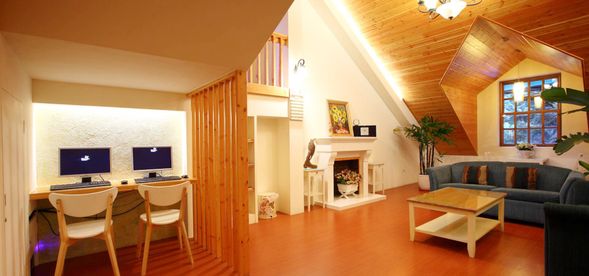 CHECK IN(地點:服務中心櫃檯)