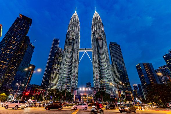 城市地標閃耀,夜色吉隆坡