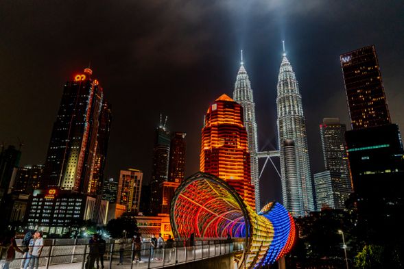 城市地標閃耀,夜色吉隆坡