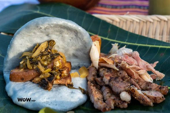 當季在地食材入菜|使用織羅部落與玉里地區的農特產,以葛鬱金、香草、野菜、山產食材等,打造最具地方特色的原住民風味餐