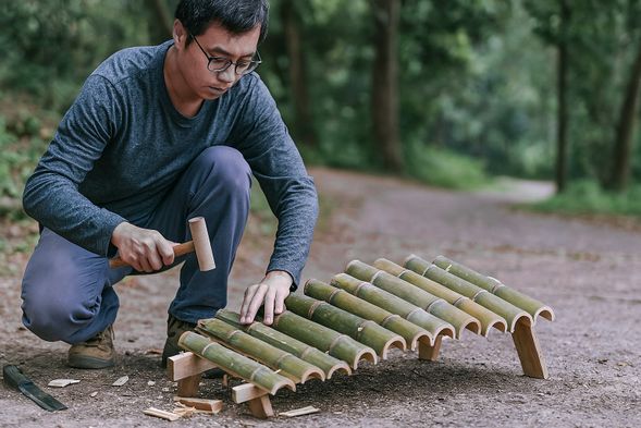 從砍竹開始,調音、編製,製作一把屬於自己的竹琴