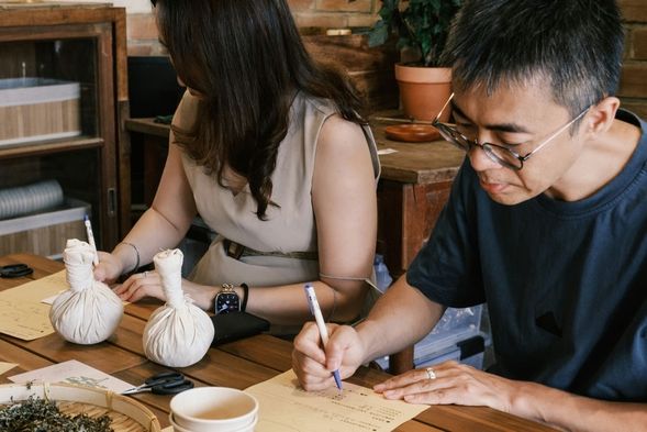 動筆寫下,給自己的明信片