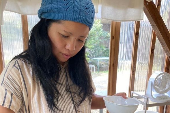 來自岐阜縣美濃的小椋 唯,喜愛將大自然的素材放入和紙中