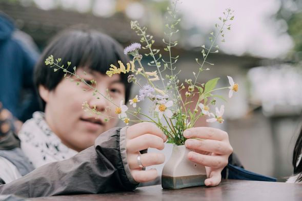 儀式感~ 野花野草野美麗,插花擺盤