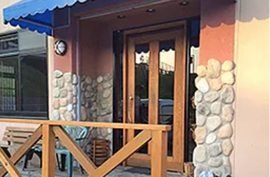 7、解散 クラブハウスにて着替え :シャワールーム、休憩室でおくつろぎいただけます。