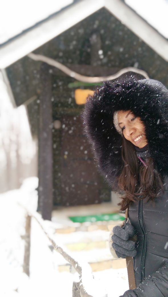 咖啡森林時計,也是著名連續劇拍攝景地,拍起照來也是超美,滑完雪可去逛逛。