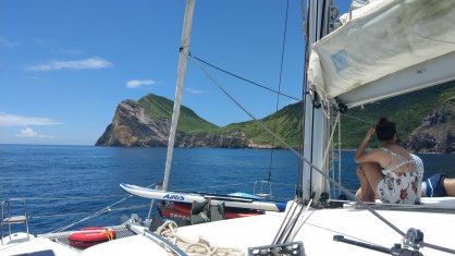 繞龜山島並敘說噶瑪蘭公主與龜將軍的浪漫故事