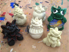 さまざまなシーサーからお選びください