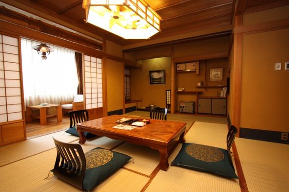 百年溫泉旅館-金具屋Kanaguya