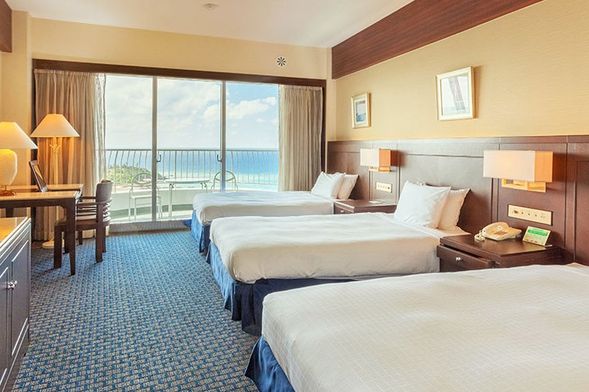 喜璃癒志海灘渡假飯店Kariyushi Beach Resort Ocean Spa