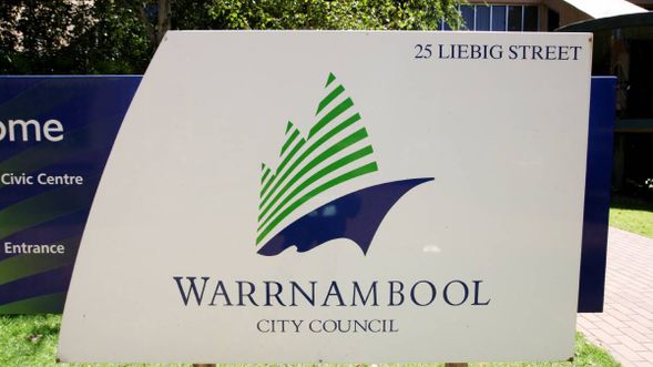 晚上|入住 Warrnambool
完成大洋路一天的精彩行程後,前往海濱城市 Warrnambool,入住舒適的 3星級 Motel,讓大家好好休息,為翌日旅程補充體力。
晚餐將安排自由用餐,旅客可按個人喜好選擇當地餐廳。