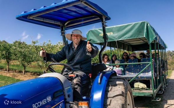 四季農場位於亞拉河谷,是當地知名果園,依季節提供不同水果體驗及果園參觀,實際內容視當日及季節而定。(活動時間90分鐘)