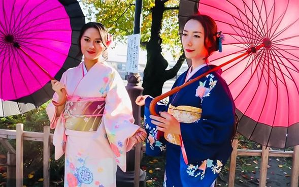 着物で浅草の街を散策しませんか?