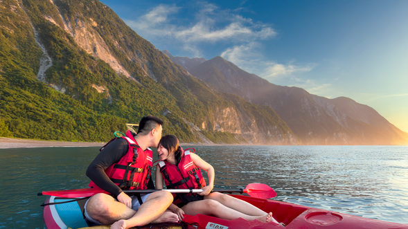 不停的玩樂與拍照