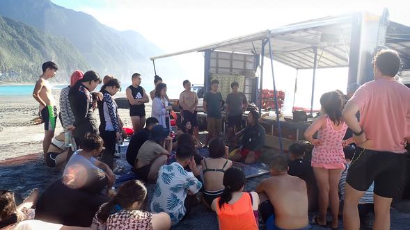 上岸後有環境教育的分享課程
還有小故事可以聽,真是收穫滿滿