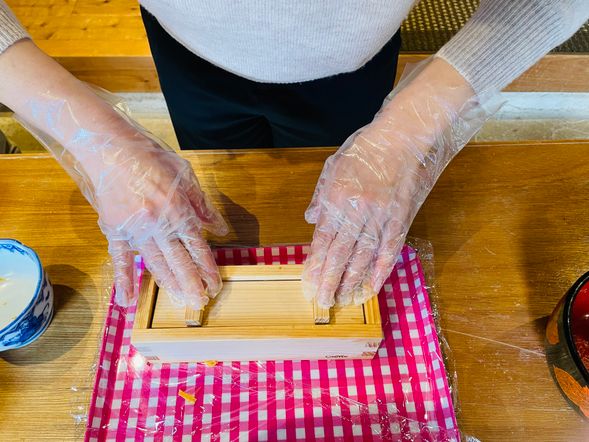 力を入れて押していきます。