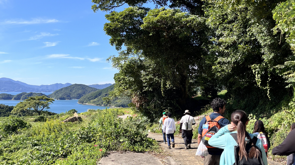 Take a walk through the rice terraces at Mirai Terrace!