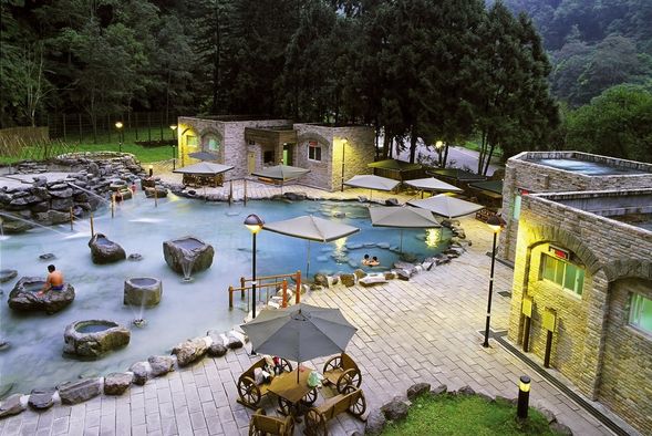 鳩之澤溫泉小憩