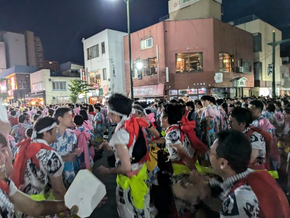 Experience the Aomori Nebuta Festival as a Haneto dancer alongside local residents! Remember to stay hydrated.