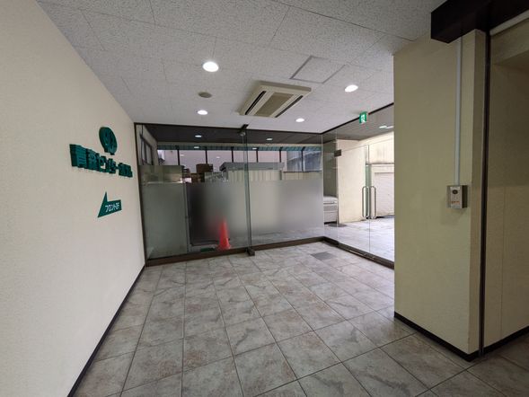 【集合場所1】AM 7:30
 青森センターホテル1階の駅方面口(つじ製麺所様脇)にてお待ちください。