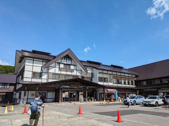 【解散】15:00 酸ヶ湯温泉