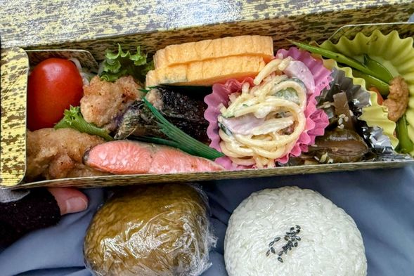 【昼食】トレイル弁当