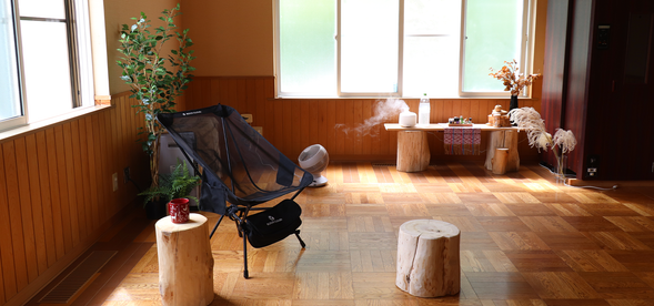 2時間という設定は、サウナとお着替え等も含めた【ゆな青ベースに滞在できるお時間】です。清掃や、駐車場の台数の都合がございますので、シャワーや身支度をお済ませの上、お時間になりましたらご退館をお願いいたします。