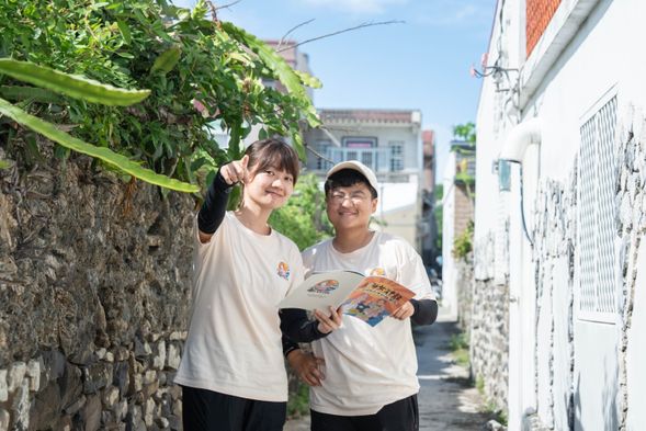 去(Khu)海女神龍
共同創辦人 洪莉棋、蔡宜臻