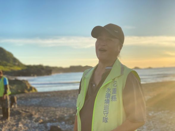 淨灘之餘,跟水守隊的夥伴們聊聊天,聽聽秀姑巒溪的出海口故事吧!