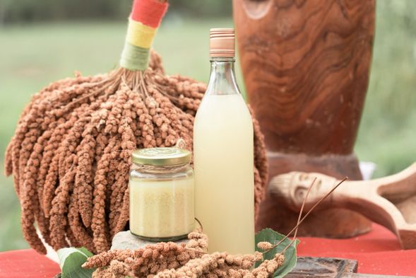 於小卡上寫上祝福詞並綁在小米釀罐上即完成體驗