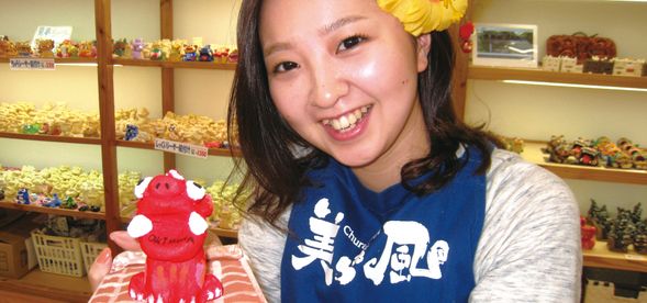 しっくいシーサー絵付け体験作品例