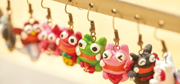 シーサーアクセサリー作り体験作品例