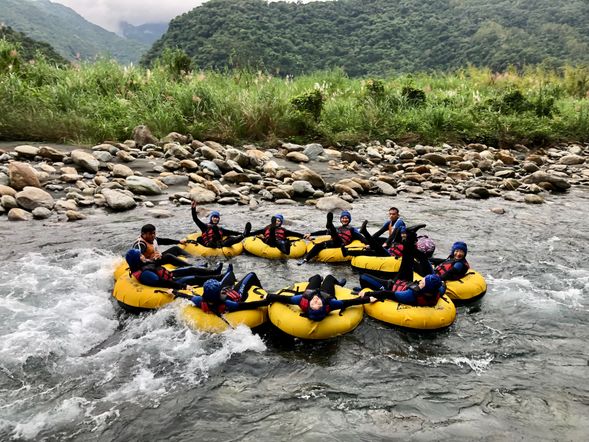 三五好友成群相揪,一年四季都可以來那山那谷共創專屬於你們的精彩時光