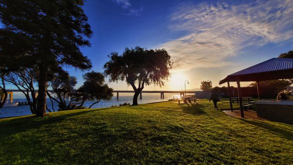 考斯小镇(cowes)领略澳式海边小镇的宁静