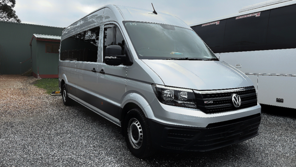 值班车型: 大众14座(每车12人)