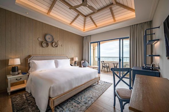 🏢住宿: Centara Mirage Resort Mui Ne 五星度假村酒店或同等級