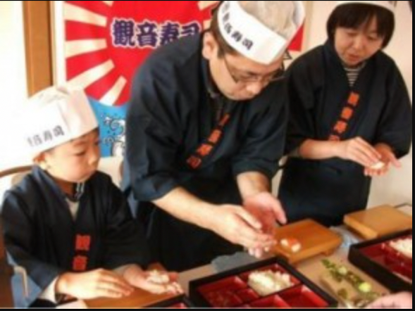 The whole family is a sushi chef
