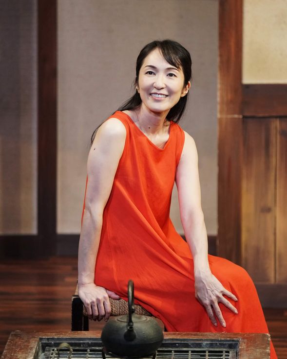 写真は舞台「月虹の宿」より(撮影・青木信之)