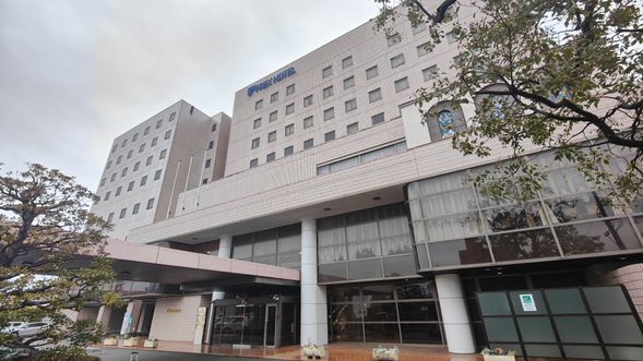 弗莱克斯酒店(Matsuzaka Frex Hotel)
地址:三重县松阪市36-18 Chuo-cho, Matsusaka-shi, 515-0019
早餐不含,自助早餐(餐厅现付1500日/人)
※早餐自费项目:自助早餐+丰满鳗鱼特色菜(餐厅现付3600日/人)