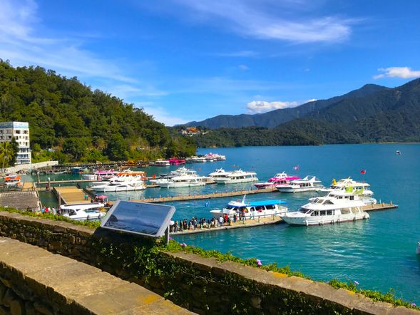 船遊日月潭【水社碼頭→伊達邵→玄光寺】