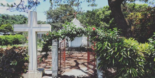 山里部落巡禮+鵝鑾石教堂+山里火車站(30分)