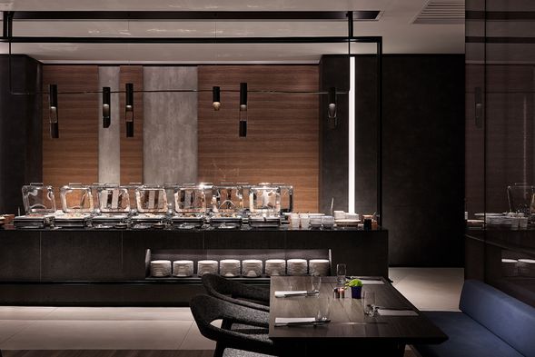 礁溪五星寒沐酒店吃到飽自助餐。