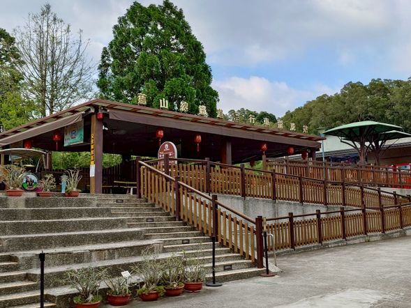 搭乘舊山線鐵道自行車(約70分)