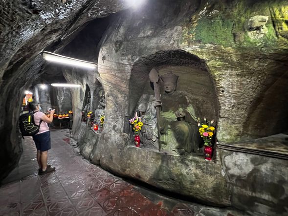 仙洞巖+佛手洞(50分)