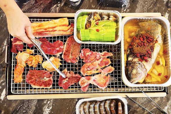 上午場:上午11點半
下午場:下午4點