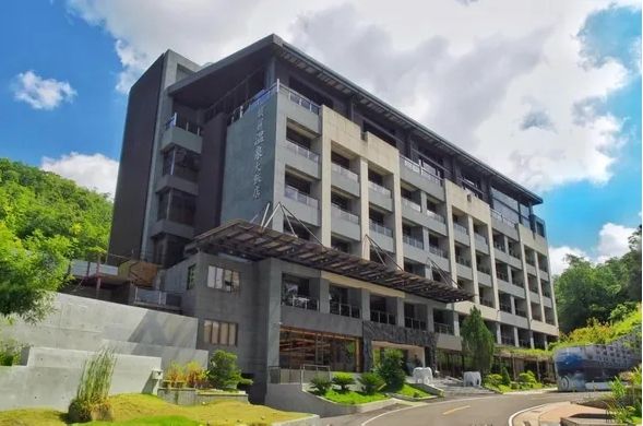 日月潭馥麗ホテル内にて昼食(90分) ※お食事内容は人数にて異なります。