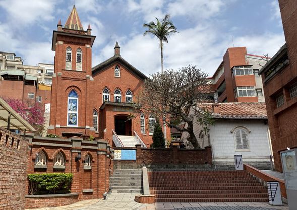 滬尾偕醫館(15分)
淡水礼拝堂(15分)仿ゴシック式建築様式
(外観-内部見学はできません)
多田榮吉故居 (15分)
得忌利士洋行(15分)
淡水日本警官宿舍(15分)